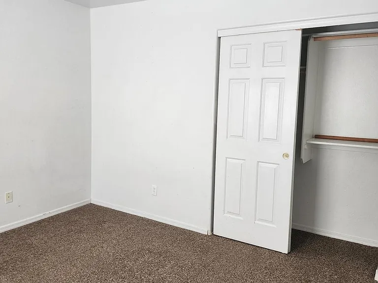 232 W Elm Ave #B — Photo 5