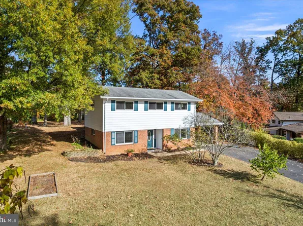 4102 Adrienne Dr, Alexandria, VA 22309