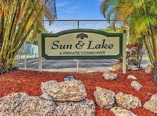 8911 NW 28th Dr APT E, Pompano Beach, FL 33065