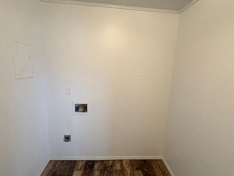 5845 Wrangler Dr — Photo 23