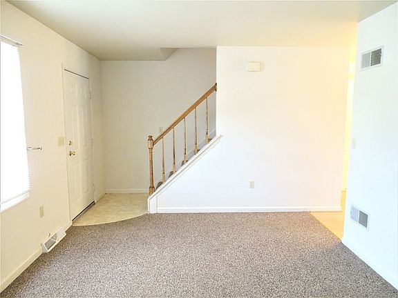 Foyer & Living Room