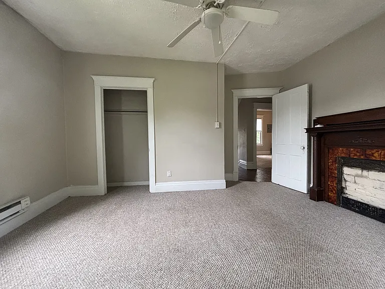200 Gordon St — Photo 4