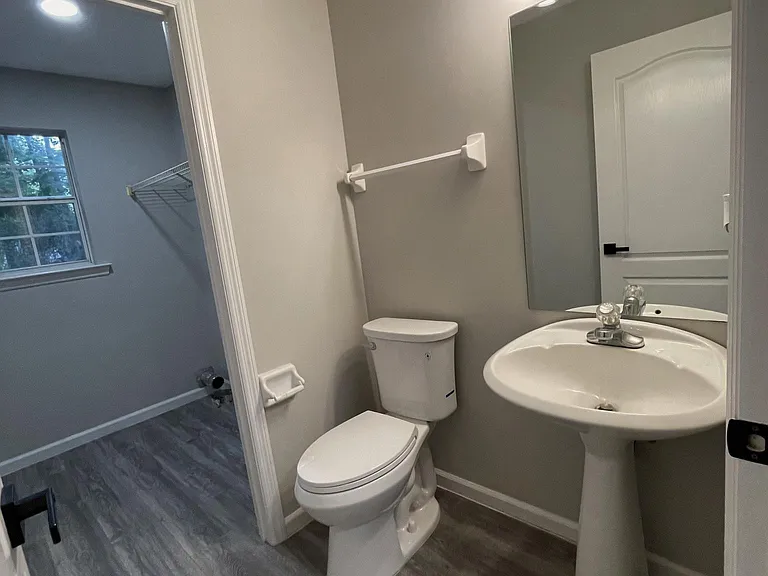 1661 Copperfield Cir — Photo 11