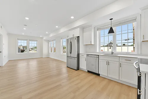 55 Monk St #2C Photo 1