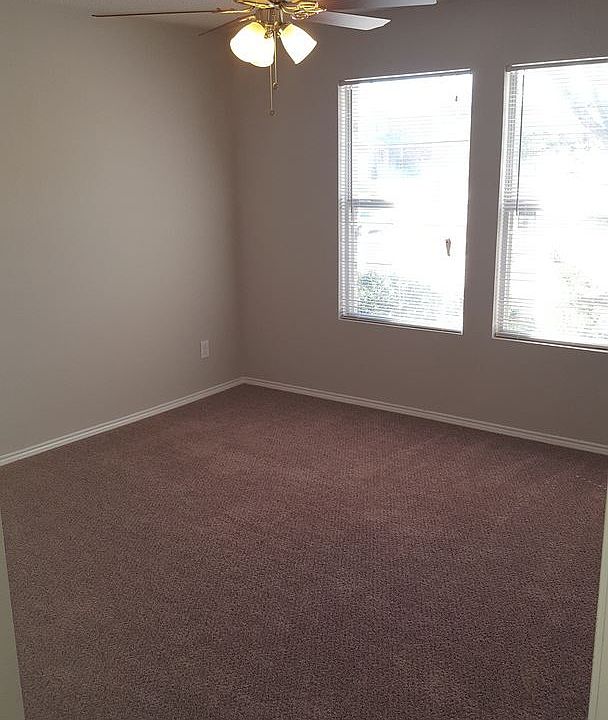 1st image of 5104 Royal Burgess Dr