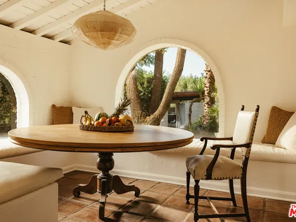 1907 S Mesa Dr, Palm Springs, CA 92264