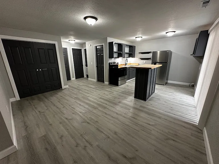 316 Scarsdale Cir #1A — Photo 4