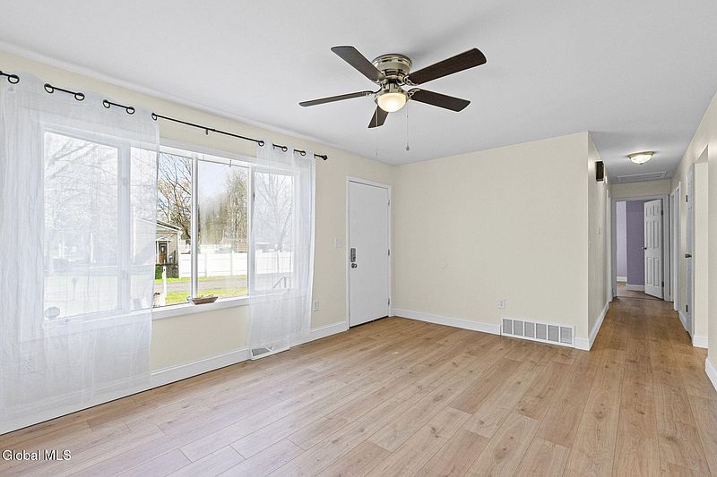 4th image of 79 S Amherst Avenue