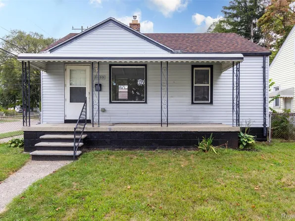 1403 E Bernhard Ave, Hazel Park, MI 48030