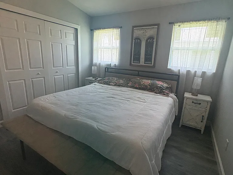 NE 16th Pl — Photo 6