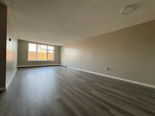 128-408 Collins St, Hartford, CT