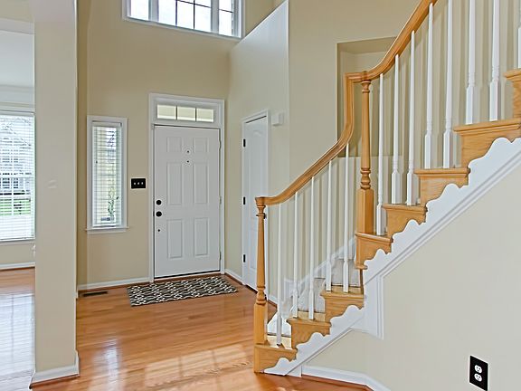 4th image of 42924 Cattail Meadows Pl