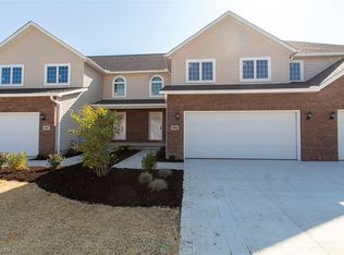 1391 Crooked River Dr, Brunswick, OH