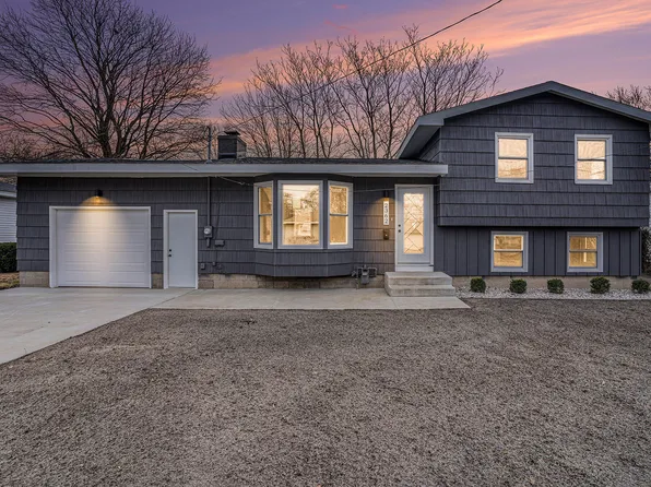 2362 Blodgett St, Muskegon, MI 49441