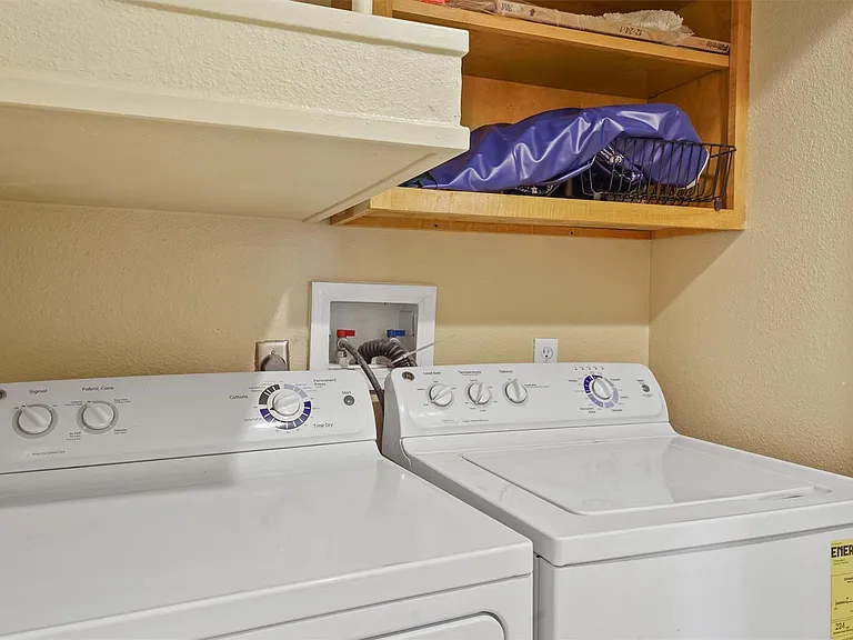 7000 Seawall Blvd #911 — Photo 22