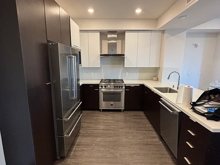 1850 El Camino Real #404 — Photo 15
