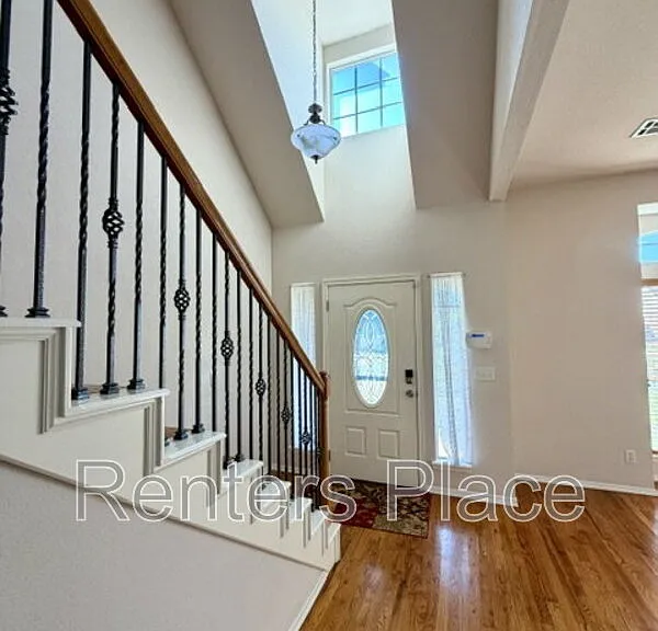1012 S Desert Palm Ave — Photo 4