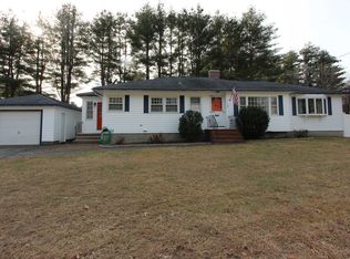 23 Bluff St, Salem, NH 03079