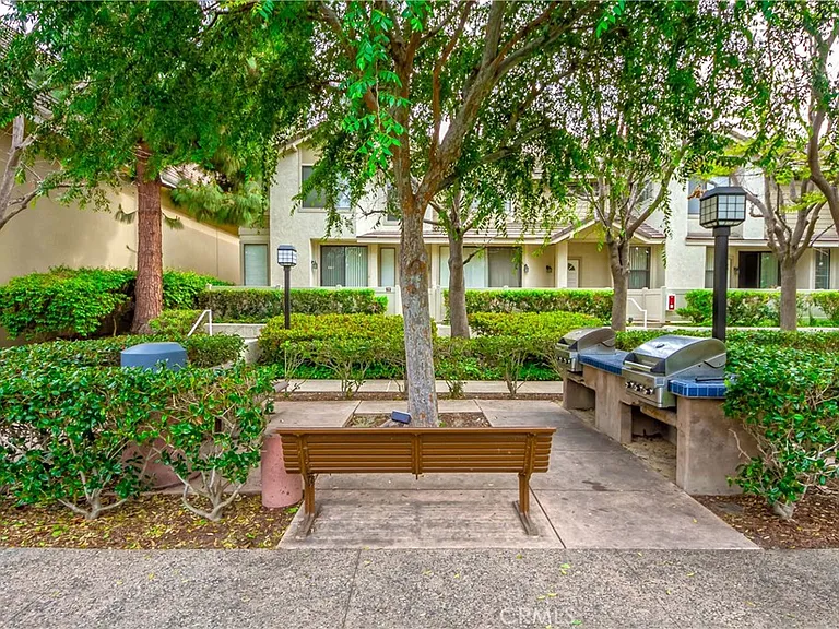 2577 Plaza Del Amo #737 — Photo 38
