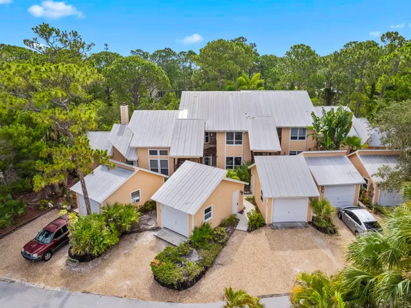 1827 SE Hideaway Circle #6, Port St Lucie, FL 34952