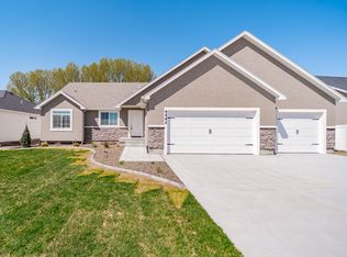 4542 Greystone Ln, Idaho Falls, ID 83404