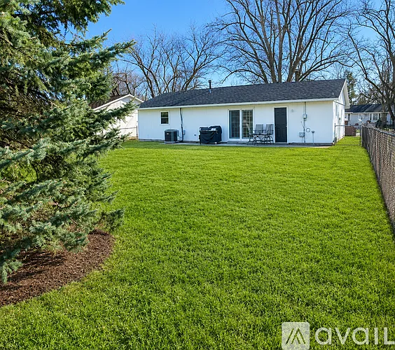 1416 Dillon Dr — Photo 9