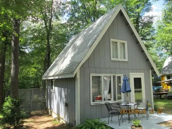 3 Holly Cir, Barre, MA 01005