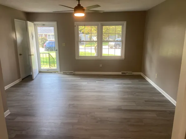 1738 Queens Way Ct, Owensboro, KY 42301
