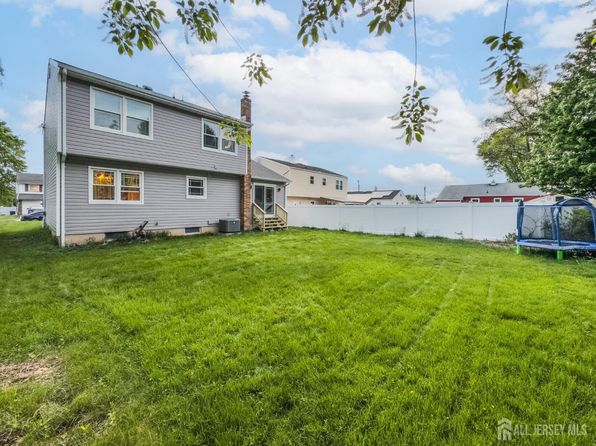 100A George St, Carteret, NJ 07008