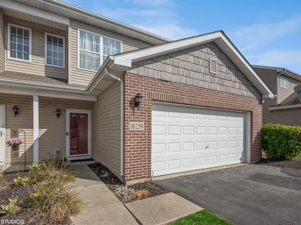 18259 Bel Aire Dr, Lowell, IN 46356