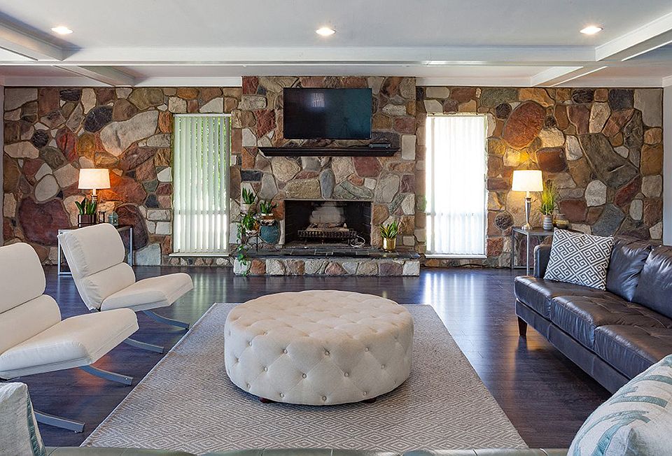 Cranbrook Centre Southfield, MI Apartment Rentals Southfield, MI