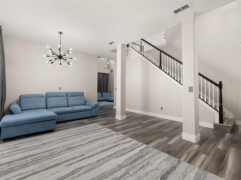 13247 Hatherton Cir — Photo 6