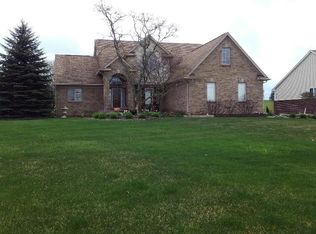 8804 Maria Ct, Howell, MI 48855
