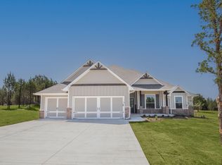 Cornerstone Bonus Room - 5 Bedroom Plan, Highgarden, Edmond, OK 73007