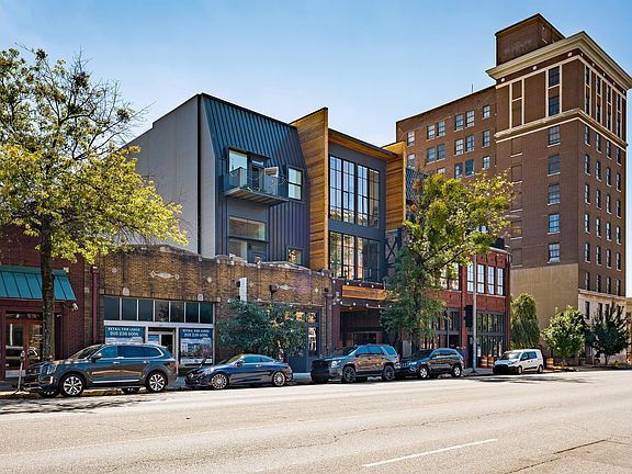 2nd image of 2212 Morris Ave #321