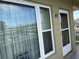 2426 Ecuadorian Way APT 40, Clearwater, FL 33763