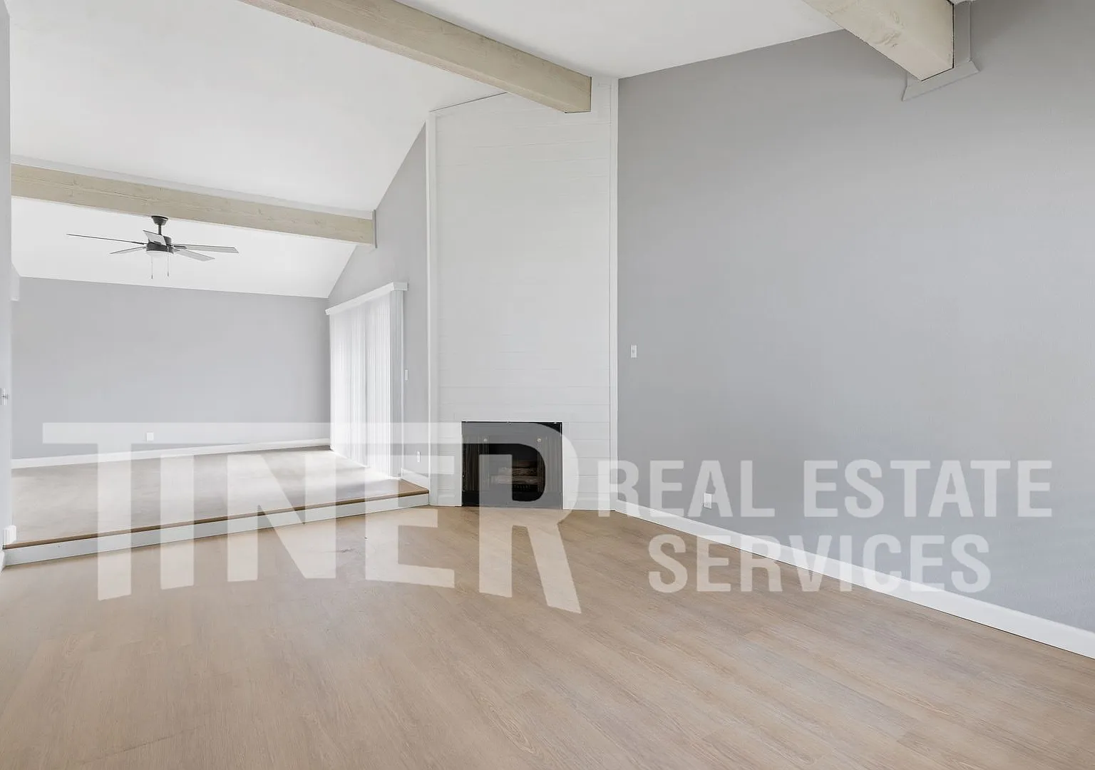 4711 Large Oak Court - TIER 3 - Beautifully Remodeled 2-Bedroom, 2-Bathroom Home Near American Ri... — Photo 3
