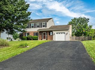2588 Romig Rd, Gilbertsville, PA 19525