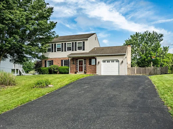 2588 Romig Rd, Gilbertsville, PA 19525