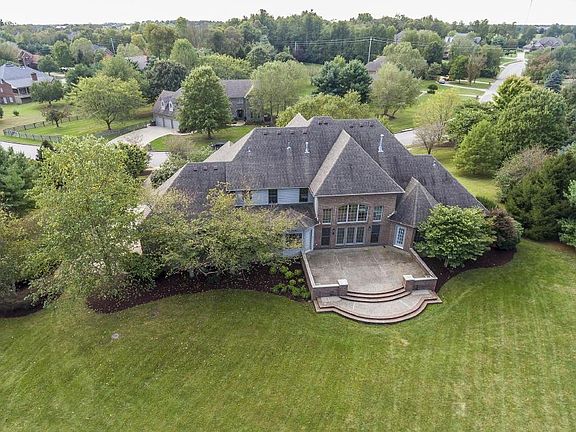 2nd image of 213 Wind Haven Dr