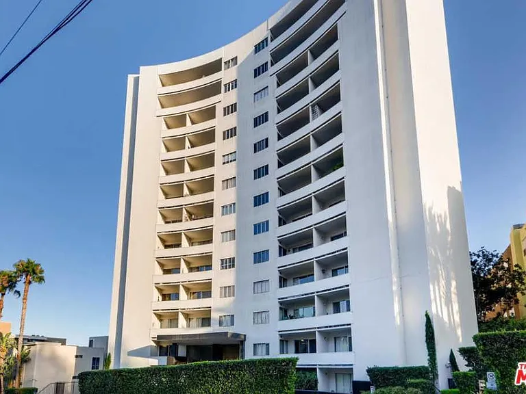 7250 Franklin Ave #1204 — Photo 40