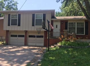 3628 NE Antioch Rd, Kansas City, MO 64117