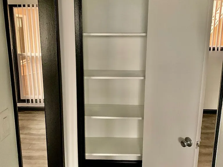 Manhattan Manor LLC — Photo 10