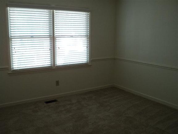 1412 Andersonwood Dr_Home Photos_BR2_02052016