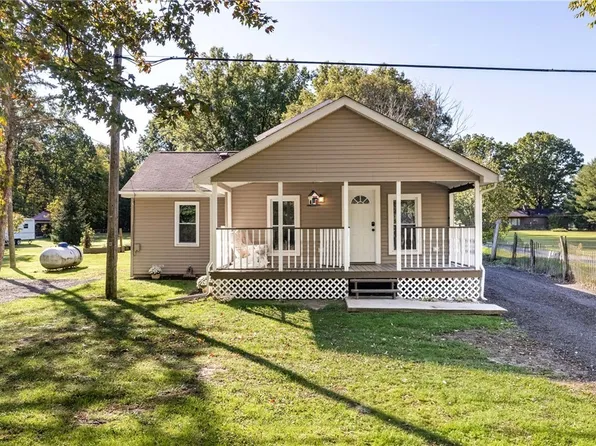 2249 Housel Craft Rd, West Farmington, OH 44402