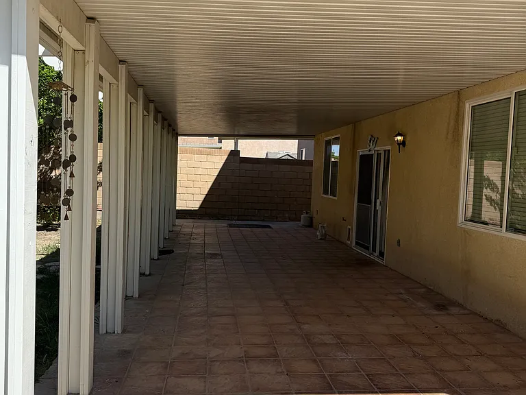 3045 W Newgrove St — Photo 3