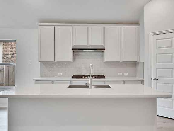 5th image of 257 Du Bois Ln