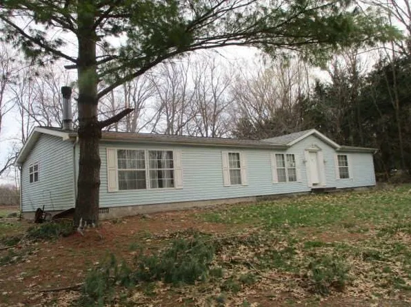 27134 Deerfield Ln, Edwardsburg, MI 49112