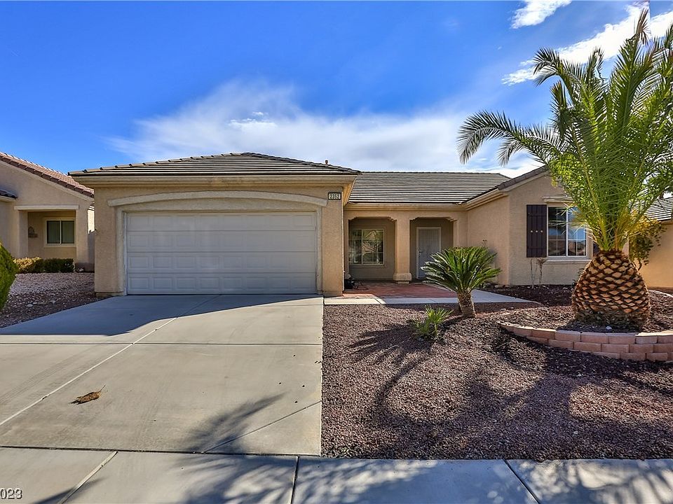 1st image of 2352 Great Elk Dr