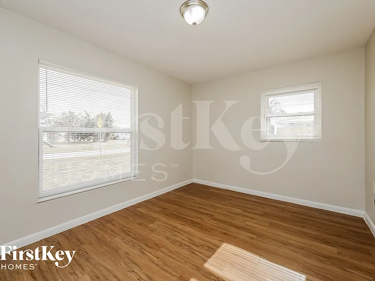 110 Dartmouth Dr NW — Photo 11